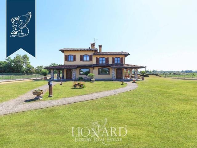 Villa Indipendente in vendita a Spirano, Lombardia