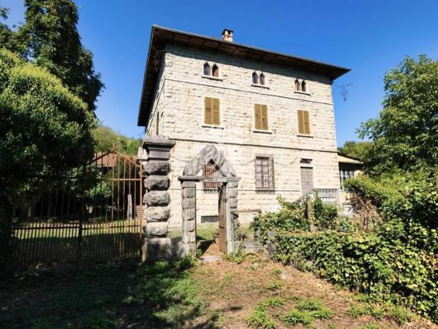 Villa Indipendente in vendita a Strevi, Alessandria