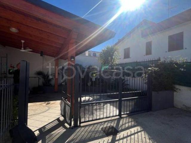 Villa Indipendente in vendita a Puglia, Bari