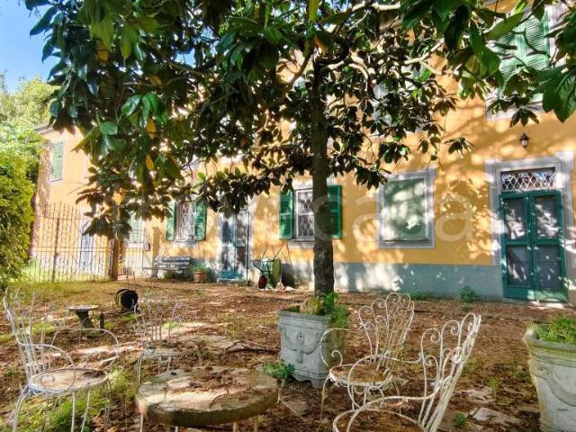 Villa Indipendente in vendita a Piemonte, Alessandria