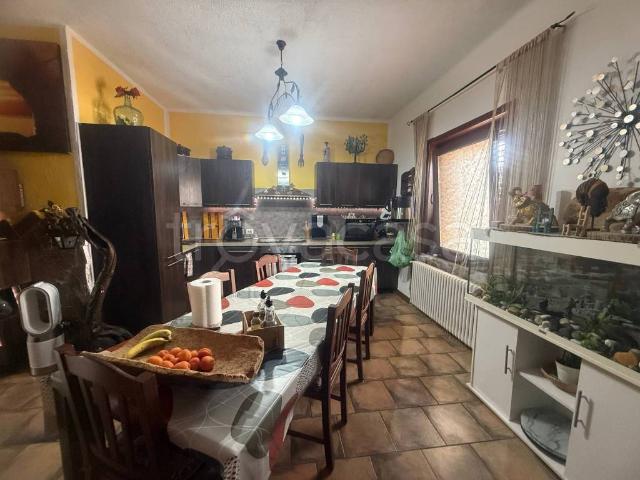 Villa Indipendente in vendita a Rizzi, Reana Del Roiale