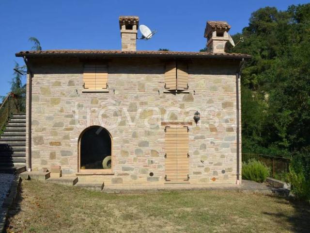 Villa Indipendente in vendita a Rancitella, Marche