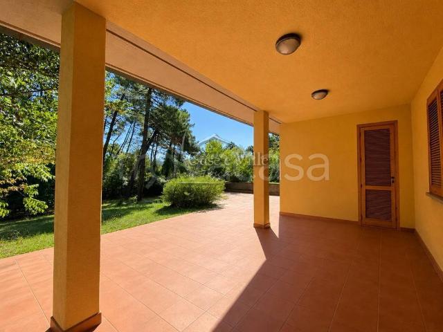 Villa Indipendente in vendita a Schignano, Vaiano