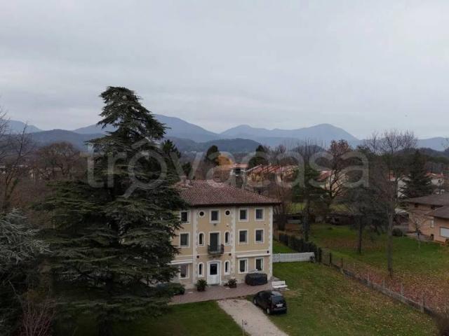 Villa Indipendente in vendita a Pinzano Al Tagliamento, Friuli-Venezia Giulia