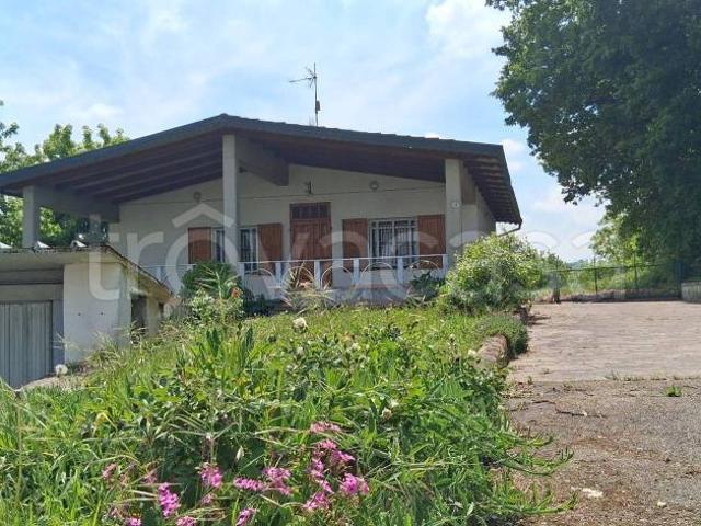 Villa Indipendente in vendita a Unione dei comuni Valli del Reno, Lavino e Samoggia, Reggio Emilia