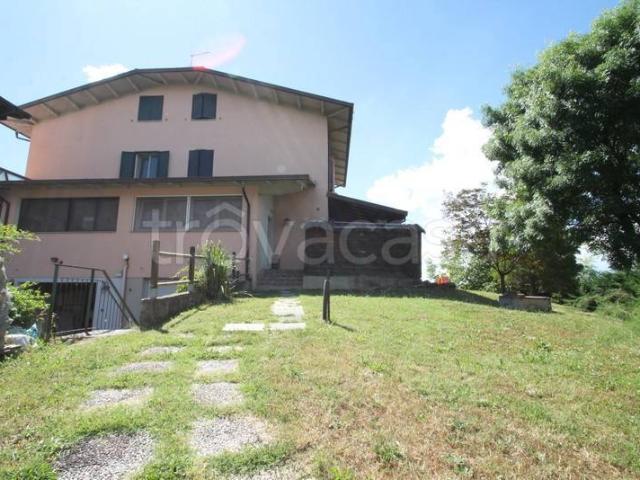Villa Indipendente in vendita a Unione dei comuni Valli del Reno, Lavino e Samoggia, Reggio Emilia