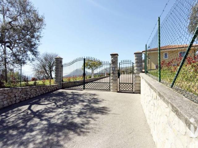 Villa Indipendente in vendita a Vietri Di Potenza, Basilicata