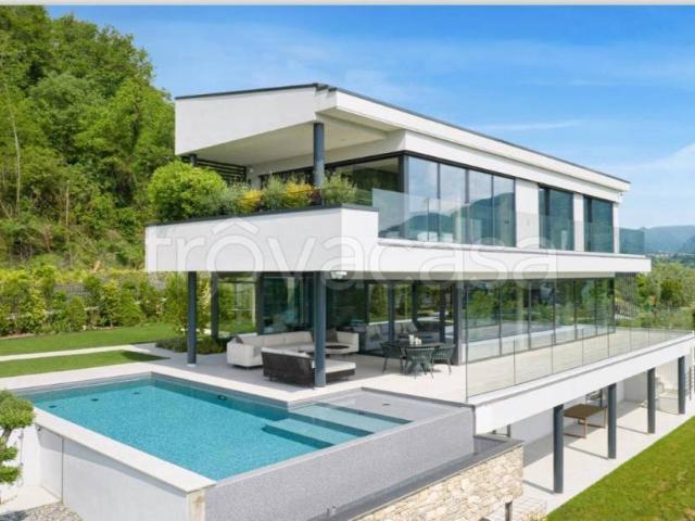 Villa Indipendente in vendita a Comunità Montana Parco Alto Garda bresciano, Salò