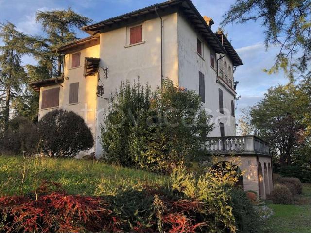 Villa Indipendente in vendita a Ziano Piacentino, Reggio Emilia