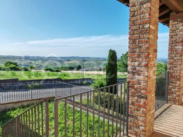 Villa Indipendente in vendita a Ziano Piacentino, Reggio Emilia