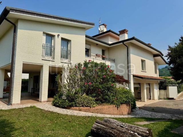 Villa Indipendente in vendita a Zugliano, Veneto