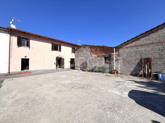Villa Indipendente in vendita a Ponte dei Bini, Agliana