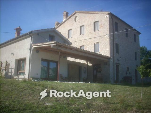 Villa Indipendente in vendita a Marche, Ancona