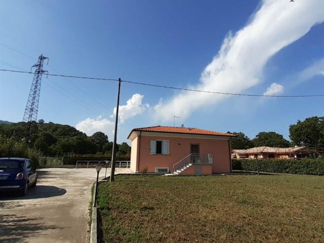 Villa Indipendente in vendita a Fossalupo, Montella