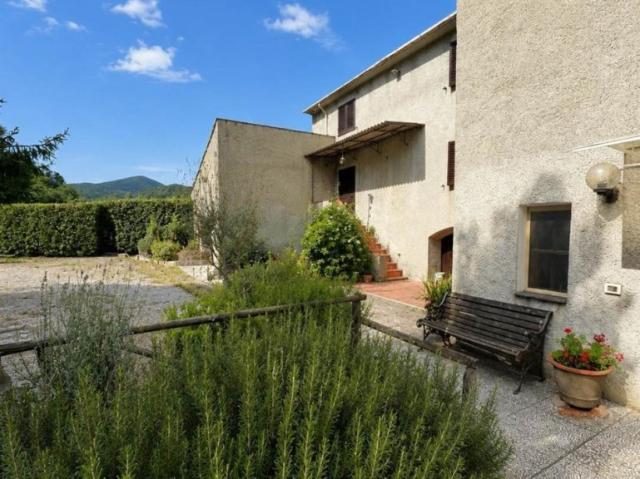 Villa Indipendente in vendita a Riparbella, Toscana