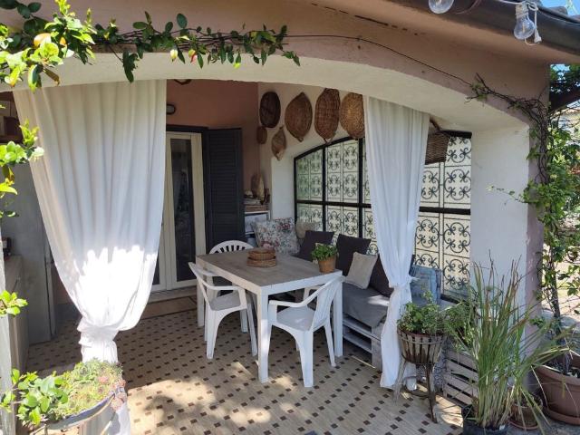Villa Indipendente in vendita a Amelia, Terni