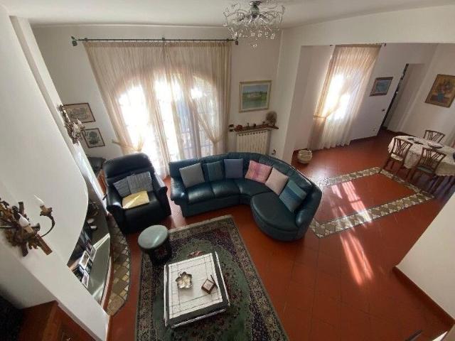 Villa Indipendente in vendita a Unione dei Comuni Circondario dell'Empolese Valdelsa, Empoli