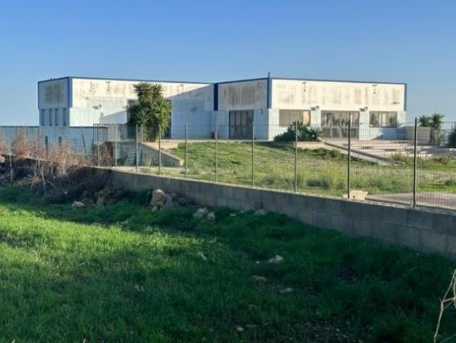 Locale Commerciale in vendita a Marina Di Modica, Sicilia