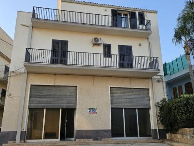 Locale Commerciale in vendita a Cava D'aliga, Sicilia