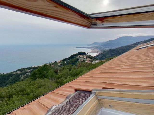 Appartamento in vendita a Ventimiglia, Liguria