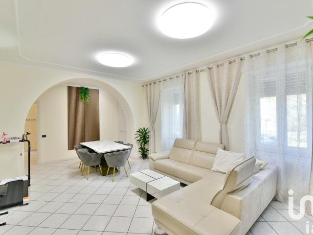 Appartamento in vendita a Casnate con Bernate, Casnate