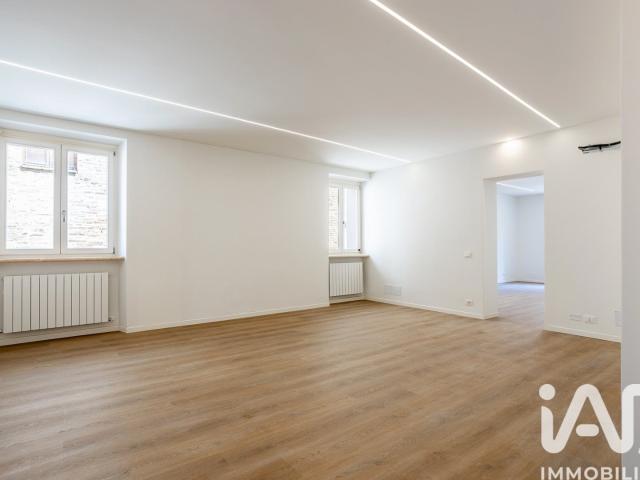 Appartamento in vendita a Centro storico, Marche