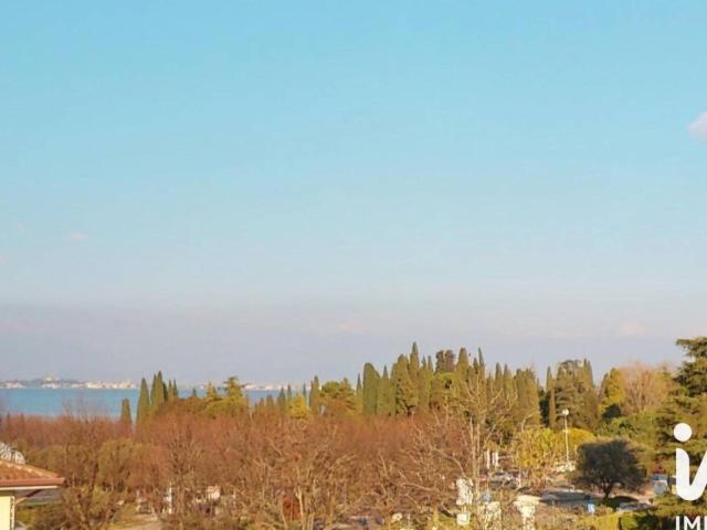 Appartamento in vendita a Rivoltella del Garda, Desenzano Del Garda