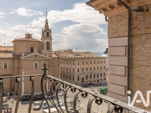 Appartamento in vendita a Marche, Ancona