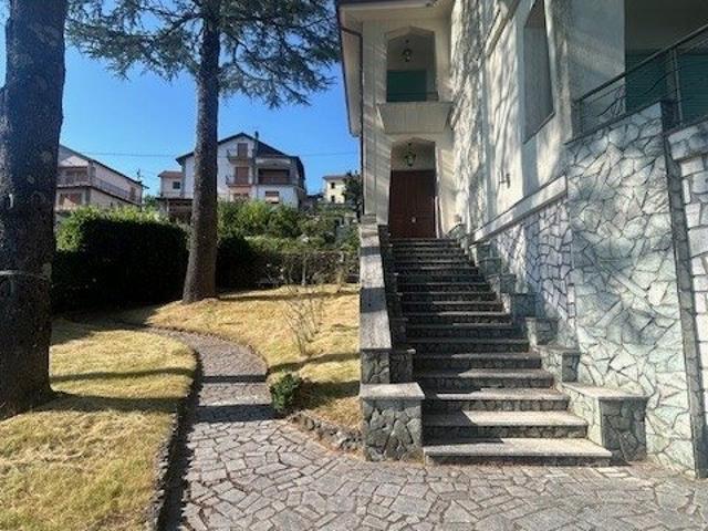 Appartamento in vendita a Carro, Liguria