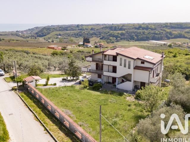 Casa in vendita a Ortona, Abruzzo