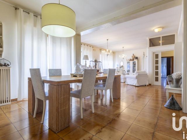 Casa in vendita a Marche, Macerata