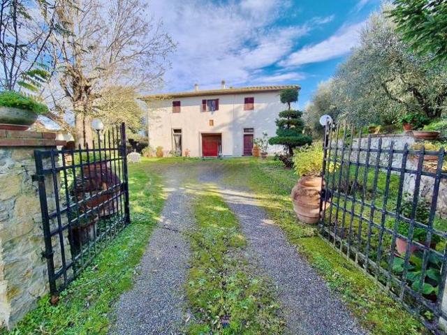 Appartamento in vendita a Peccioli, Pisa