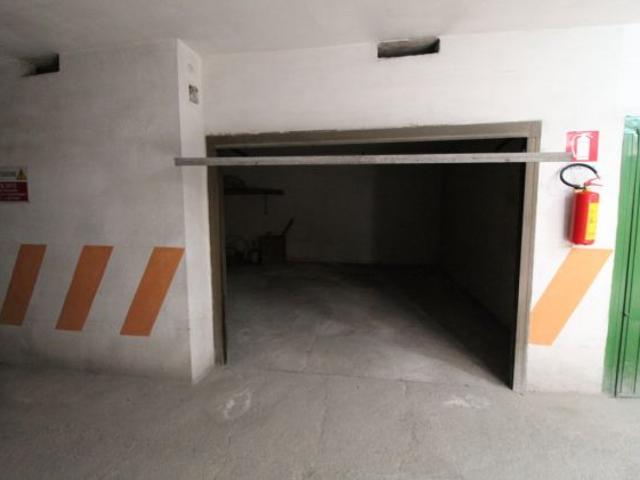 Box in vendita a Puglia, Taranto