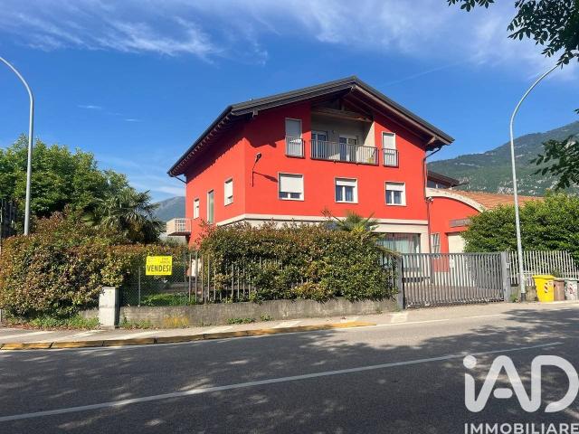 Casa in vendita a Comunità della Vallagarina, Borgo Sacco
