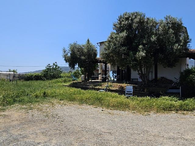 Casa in vendita a Albenga, Liguria
