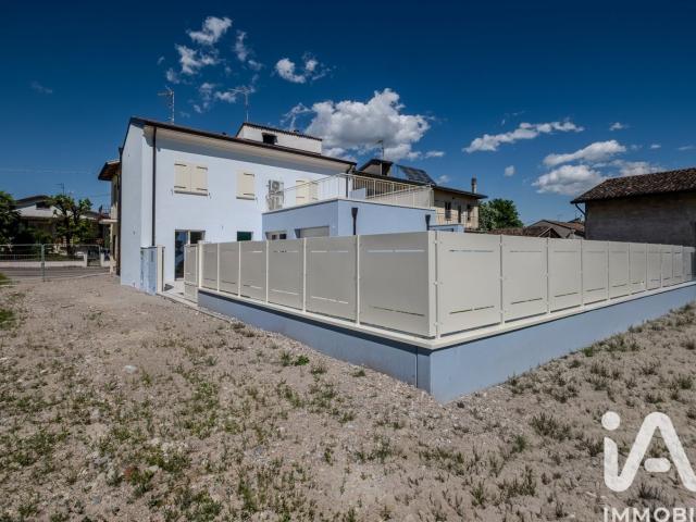 Casa in vendita a Piubega, Mantova
