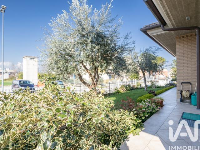 Casa in vendita a Marche, Macerata