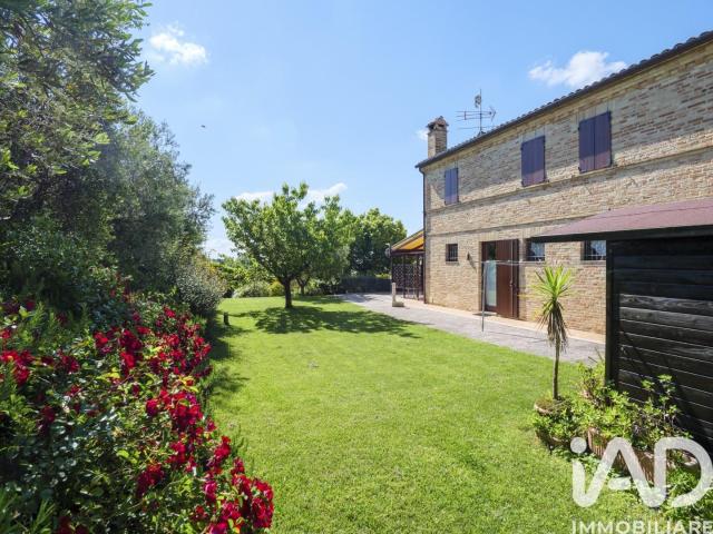 Casa in vendita a Marche, Ancona
