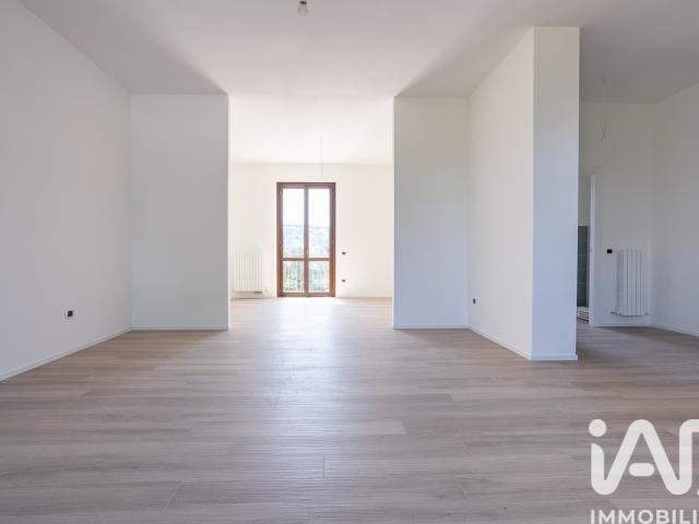 Casa in vendita a Marche, Macerata
