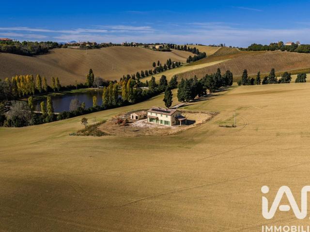 Casa in vendita a Marche, Macerata