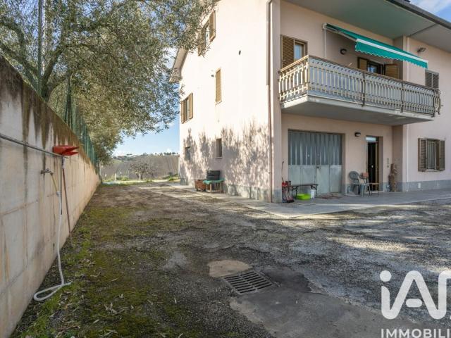 Casa in vendita a Marche, Macerata