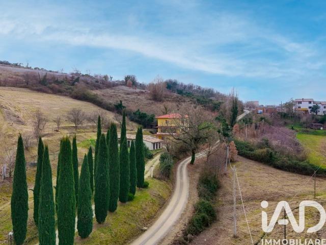 Casa in vendita a Valfabbrica, Umbria