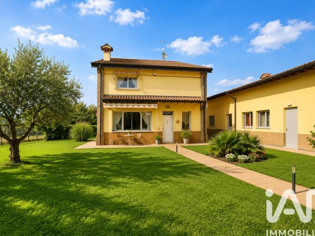 Casa in vendita a Calcinato, Lombardia