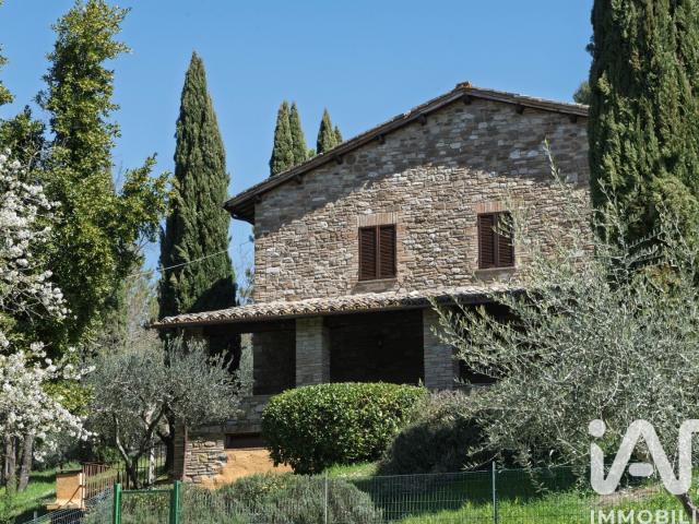 Casa in vendita a Assisi, Umbria