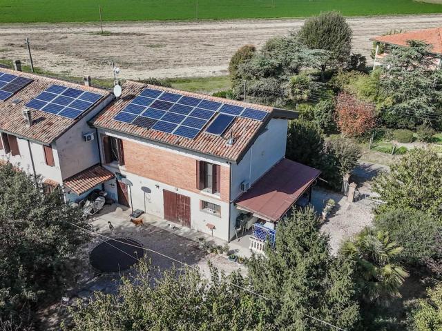 Casa in vendita a Unione dei comuni della Bassa Romagna, Lugo