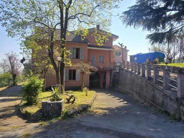 Casa in vendita a Val Polcevera, Serra Riccò