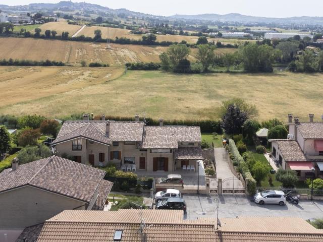 Casa in vendita a Marche, Ancona