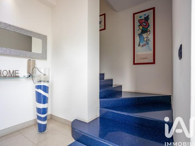 Casa in vendita a Ciarnin, Marche