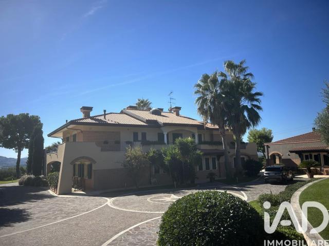 Casa in vendita a San Gaetano, Marche