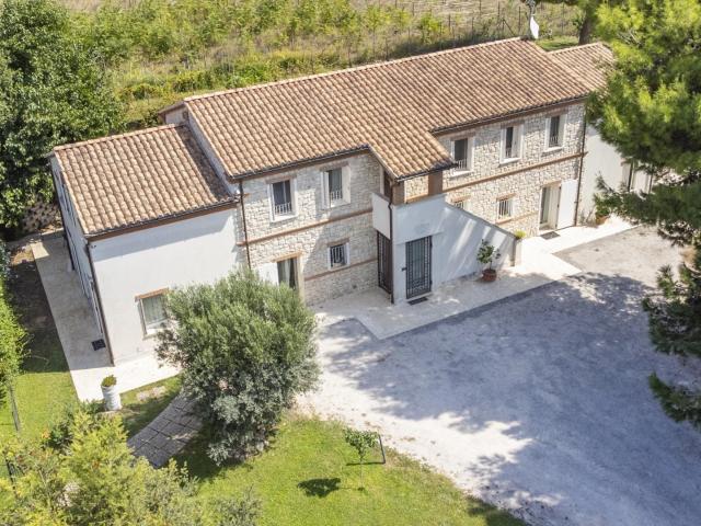 Casa in vendita a Marche, Ancona